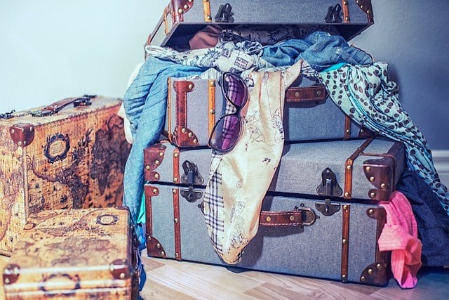 luggage in london home